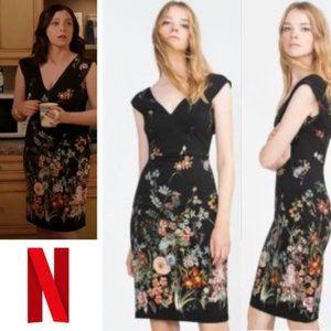 Zara Flo­ral Mi­di Dress V Neck V Back Tube Sheath - NWOT